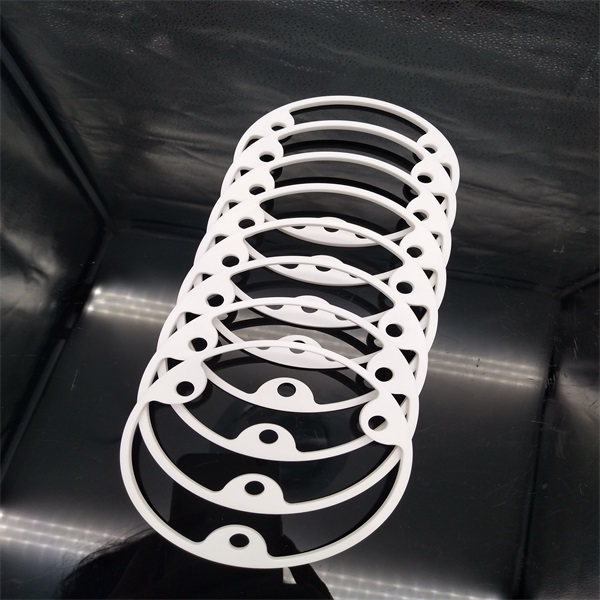 氧化鋯陶瓷燒結(jié)溫度和什么因素有關(guān)？